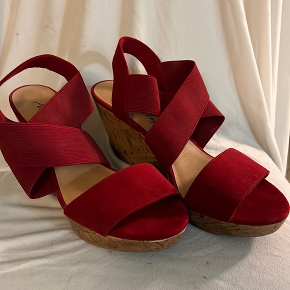 American eagle red wedges size 8 - Picture 1 of 4